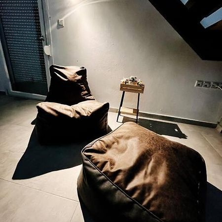 Escala Double Loft 1 & Parking In The City Center Волос Екстериор снимка