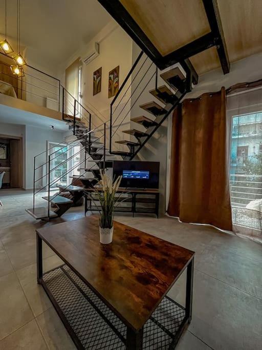 Escala Double Loft 1 & Parking In The City Center Волос Екстериор снимка